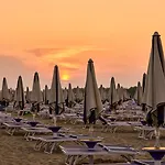 Functional Flat Just 250mt From The Appartement Bibione