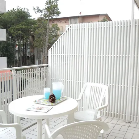 Apartment Functional Flat Just 250mt From The