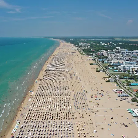 Functional Flat Just 250mt From The Apartment Bibione